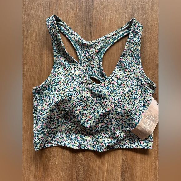 Sage Workout Set - Picture 2 of 4